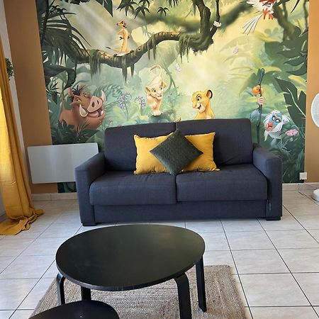 L'Appartement Du Roi Lion L 8 Pers L Proche De Disney Bussy-Saint-Georges Eksteriør bilde