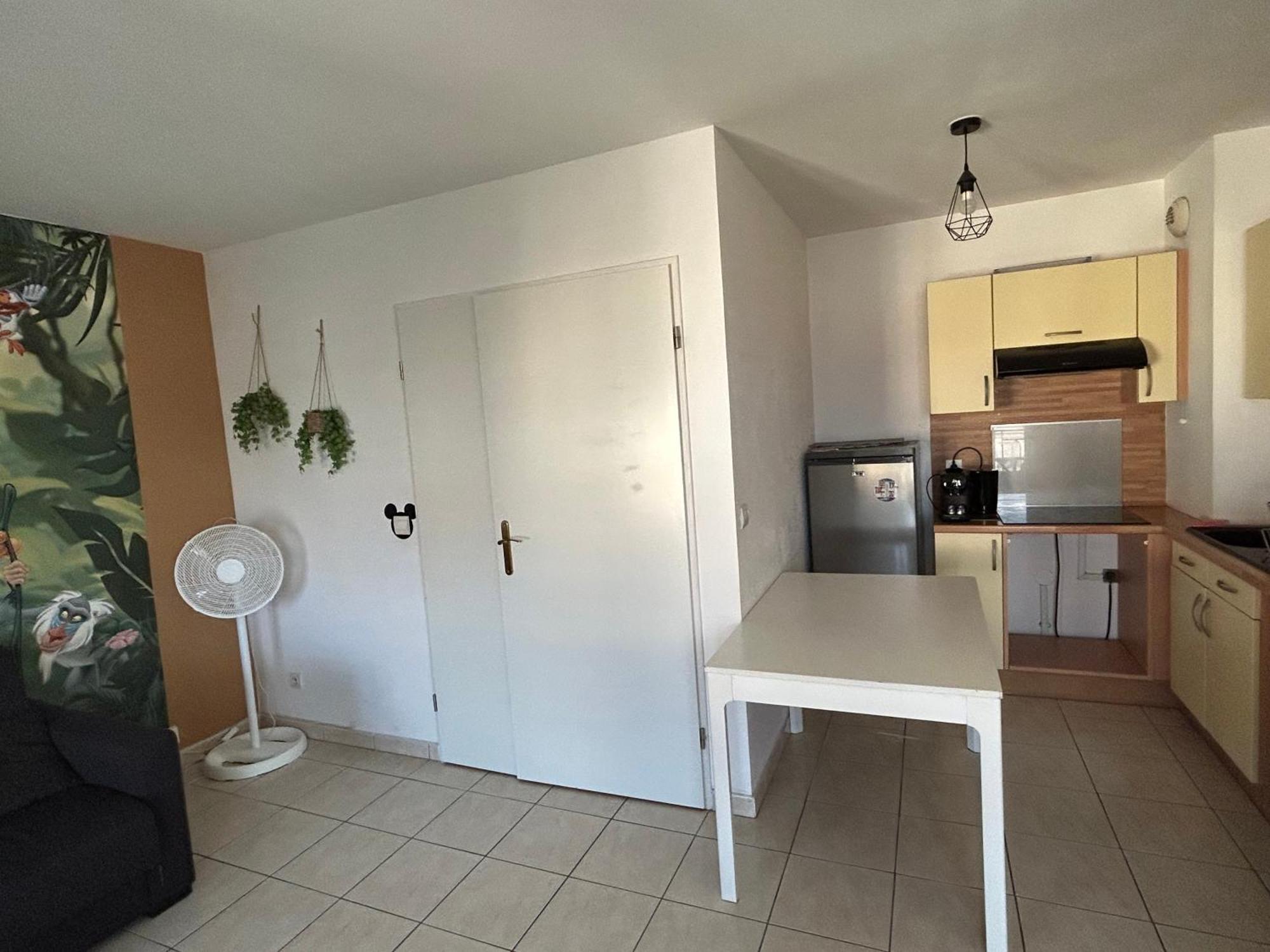 L'Appartement Du Roi Lion L 8 Pers L Proche De Disney Bussy-Saint-Georges Eksteriør bilde